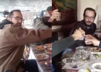 «Ο πατέρας του ήταν η μόνη παρέα του», λένε κάτοικοι της Καστοριάς όπου εργαζόταν ως ψυχολόγος ο Βασίλης Καλογήρου