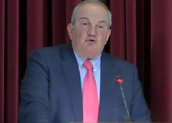 Βυθίστηκαν στο πένθος: Θλίψη για Κώστα Καραμανλή και Νατάσα Παζαΐτη