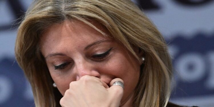 Alldaynews.gr Κάλεσμα Καρυστιανού: «Να ανατρέψουμε τη σήψη και τη διαφθορά»