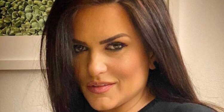 Δήμητρα Κατσαφάδου: Η δημιουργός της La Vie en Rose κλείνει όλα τα καταστήματά της για την επέτειο των Τεμπών στις 28/2!