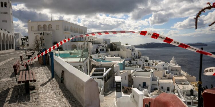 Κυκλάδες: «Ίσως ο σεισμός των 5,2 Ρίχτερ να ήταν ο κύριος» – Νέα εκτίμηση του Γεράσιμου Παπαδόπουλου