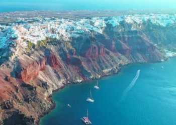 Πήρε θέση ο Καραστάθης για το βουητό στη Σαντορίνη: «Κακώς φοβήθηκαν κάποιοι, ήταν πολύ πυκνή σειρά σεισμών»