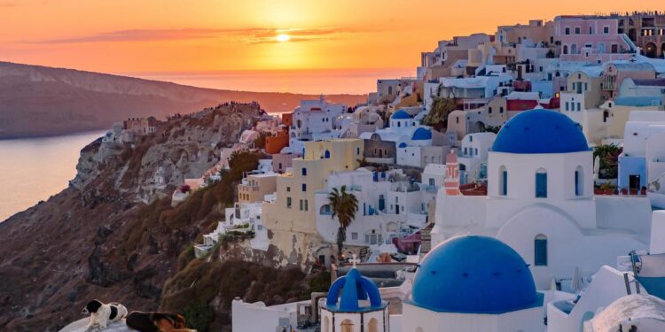 Alldaynews.gr Σαντορίνη: Πέφτουν οι τιμές των ακινήτων – Εκπτώσεις δεκάδων χιλιάδων ευρώ