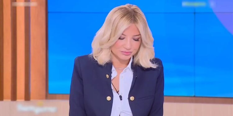 Alldaynews.gr Σε σοκ η Φαίη Σκορδά – Δεν μπόρεσε να εκφωνήσει την είδηση στον αέρα
