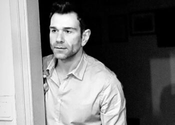 Alldaynews.gr Συγκλονίζει ο Τάσος Ιορδανίδης: «Ενώ έκλαιγα, ένιωσα ένα χέρι να μου σηκώνει το κεφάλι…»