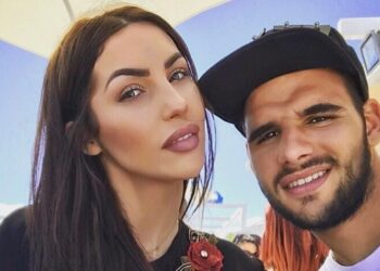 «Μπουρ@@λα, υπάρχουν πιο σοβαρά θέματα από το ποια γ@@@ω»: Η χυδαία επίθεση του Ταχτσίδη και η πληρωμένη απάντηση της Ζέτας Θεοδωροπούλου