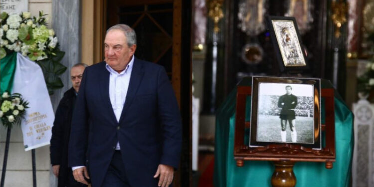 Alldaynews.gr Τάκης Οικονομόπουλος: Το τελευταίο αντίο στο «πουλί» – Πλήθος κόσμου και επωνύμων