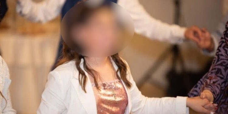 Από 4 μέτρα ύψος έπεσε το αυτοκίνητο που οδηγούσε η 15χρονη που σκοτώθηκε – Απεγκλωβίστηκαν μόνοι τους οι γονείς της