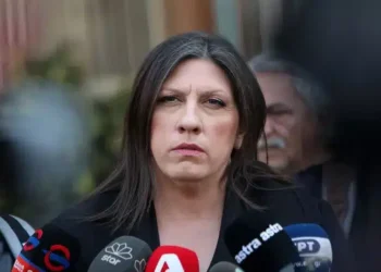 «Οδοστρωτήρας» η Κωνσταντοπούλου: Αποτελείωσε την κυβέρνηση με λίγες λέξεις και ετοιμάζεται να φέρει τα πάνω κάτω