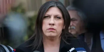 «Οδοστρωτήρας» η Κωνσταντοπούλου: Αποτελείωσε την κυβέρνηση με λίγες λέξεις και ετοιμάζεται να φέρει τα πάνω κάτω