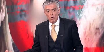 Σε έξαλλη κατάσταση ο Νίκος Ευαγγελάτος: «Ντροπή, τα αρπάξατε από κάπου;»