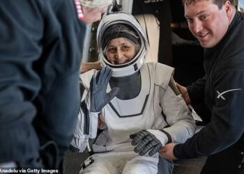 Γιατί γέρασαν 10 χρόνια οι αστροναύτες που επέστρεψαν μετά από 9 μήνες – «Γκρι μαλλιά, πόδια κοτόπουλου και βλάβη στο DNA παρόμοια με το κάπνισμα»