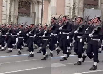 25η Μαρτίου: Σάλος με το άγημα του Πολεμικού Ναυτικού στην παρέλαση – Φώναζαν υβριστικά και εθνικιστικά συνθήματα