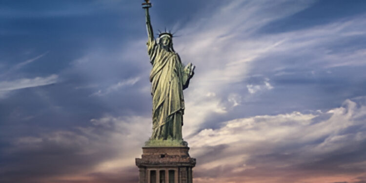 Alldaynews.gr Γάλλος ευρωβουλευτής ζητάει πίσω το Άγαλμα της Ελευθερίας