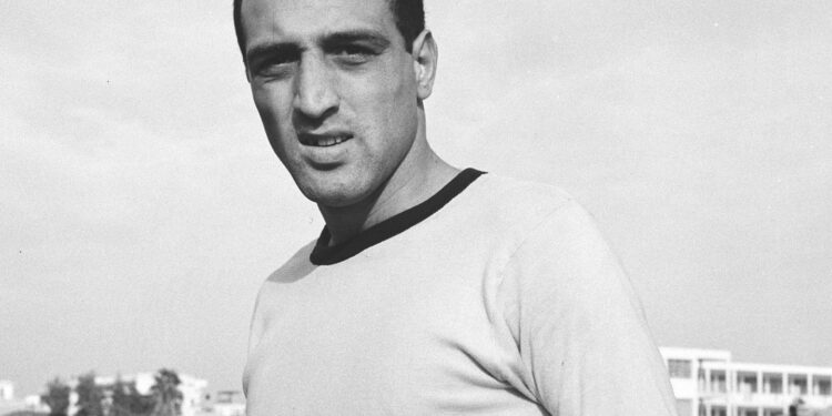 Alldaynews.gr Πέθανε ο θρυλικός ποδοσφαιριστής Αλέκος Αλεξιάδης