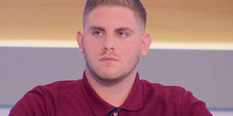 Alldaynews.gr «Αυτές οι 57 ψυχές πρέπει να δικαιωθούν»: Σπάραξε καρδιές ο ήρωας των Τεμπών Ανδρέας Αλικανιώτης