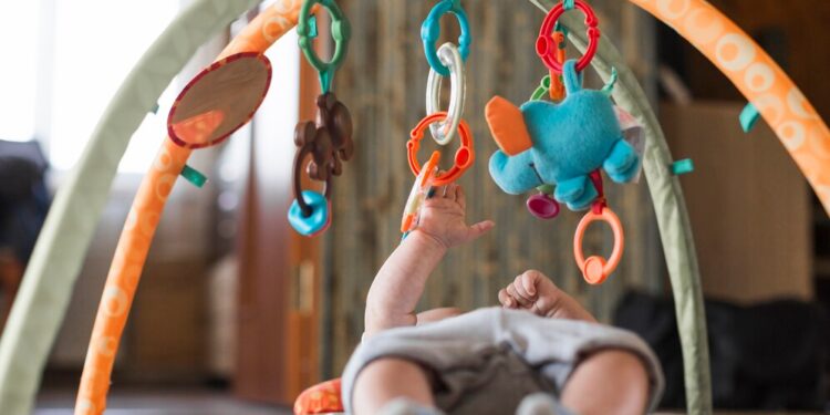 Alldaynews.gr Φρίκη: Σκύλος στραγγάλισε “σιωπηλά” νεογέννητο μέσα στην κούνια