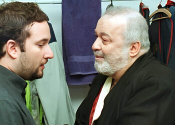 «Ξυπνούσα και αντί για καφέ έπαιρνα κοκαΐνη…» – Η αποκάλυψη του Γιάννη Παπαμιχαήλ για την αποκλήρωση από τον πατέρα του