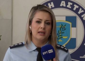 Κωνσταντία Δημογλίδου – Πώς απαντά για τη χρήση της «Αύρας» σε ειρηνικούς διαδηλωτές στο Σύνταγμα