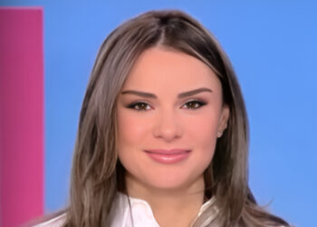 Η Ελένη Τσολάκη αποκάλυψε on air το φύλο του μωρού που περιμένει