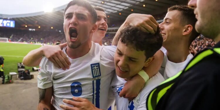 Γαλανόλευκο έπος στο Χάμπντεν Παρκ! Μυθική ανατροπή από τα απίθανα “μωρά” του Ιβάν Γιοβάνοβιτς που χόρεψαν τους Σκωτσέζους