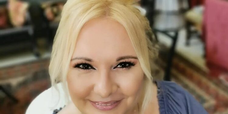 Alldaynews.gr Καίτη Φίνου: Τέλος τα ξανθά μαλλιά έπειτα από 45 χρόνια – Η αλλαγή που εξέπληξε τους θαυμαστές της
