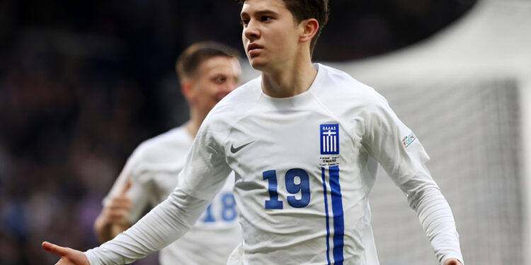 Alldaynews.gr «Θυμηθείτε το όνομά του»: Η UEFA αποθεώνει τον 17χρονο Κωνσταντίνο Καρέτσα – Η συγκινητική ανάρτηση του μικρού