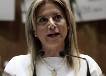 Άστραψε και βρόντηξε η Μαρία Καρυστιανού για την κυβέρνηση