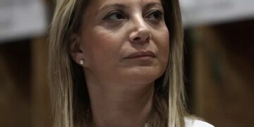 Alldaynews.gr «Βόμβα» στην Ελλάδα: Έρχεται το «κόμμα Τεμπών»