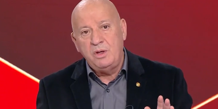 Alldaynews.gr Κατερινόπουλος: Αποκάλυψη-βόμβα για το πρόσωπο που έδωσε εντολή «να γίνουν όλα λαμπίκο» μετά τα Τέμπη