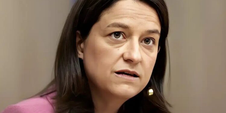 «Λύγισαν» οι γιοι του Στράτου Διονυσίου βλέποντας σπάνιο βίντεο της νεκρής αδελφής τους – Έφυγε νωρίς η Τασούλα