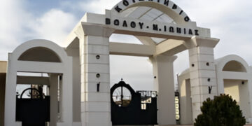 Η εταιρεία που παίρνει 4.732€ τον μήνα για να ανάβει 264 καντήλια στο Κοιμητήριο του Βόλου