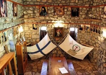 Συγκίνηση και δέος: Το σπίτι του Κολοκοτρώνη στο Λιμποβίσι και το βουνό όπου γεννήθηκε