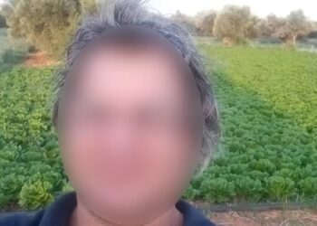 Άνδρας επιτέθηκε με κατσαβίδι και τραυμάτισε 2 αστυνομικούς μέσα στο Αστυνομικό Τμήμα