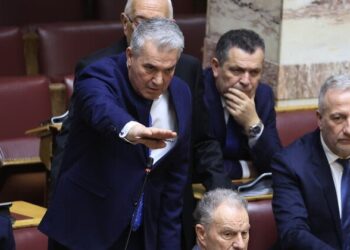 ΕΚΤΑΚΤΟ: Ο Μητσοτάκης διαγράφει τον βουλευτή Δημήτρη Κυριαζίδη μετά το χυδαίο σχόλιο στη Ζωή Κωνσταντοπούλου