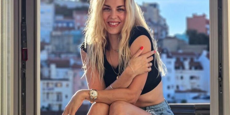 Alldaynews.gr Μαντώ Γαστεράτου: Τι επάγγελμα κάνει σήμερα ‑ Η νέα της ζωή μακριά από την τηλεόραση