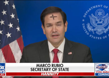 Η εμφάνιση του Μάρκο Ρούμπιο που κάνει τον γύρο του κόσμου – Γιατί είχε έναν σταυρό στο μέτωπό του ο υπουργός Εξωτερικών των ΗΠΑ