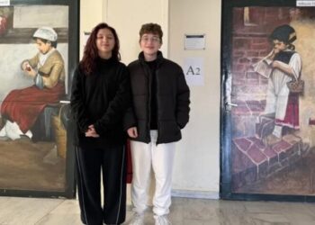 Alldaynews.gr Σχολείο – γκαλερί στην Καλαμαριά: Μαθητές ζωγράφισαν έργα Πικάσο και Φασιανού στις πόρτες