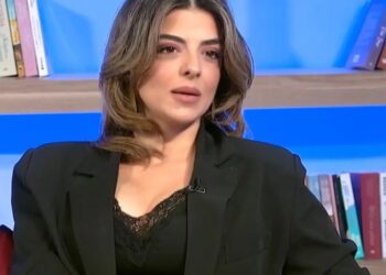 Νίκη Λάμη: «Είχα σχέση για έξι χρόνια με θαυμαστή μου, ήταν από τις μεγαλύτερες μου σχέσεις»