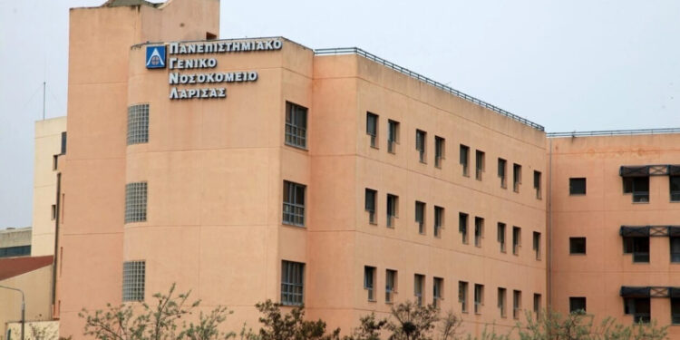 Λάρισα: Σε πολύ σοβαρή κατάσταση το 9χρονο αγοράκι που πνίγηκε από πορτοκάλι – Του έγινε τρεις φορές ΚΑΡΠΑ – Κρίσιμα τα επόμενα 24ωρα