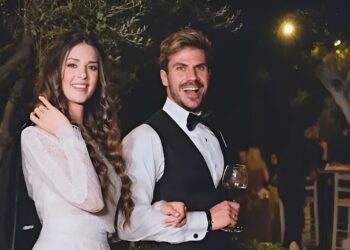 Μεγάλες χαρές για τον Άκη Πετρετζίκη: Ανακοίνωσε τα ευχάριστα και όλοι του εύχονται