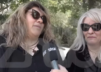 Η αδελφή και η μητέρα της Ρούλας Πισπιρίγκου στην κηδεία του Αλέξη Κούγια – «Η πρώτη αγκαλιά που θα κάνει, θα είναι στα παιδάκια μας»