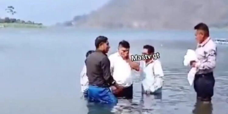Η δραματική στιγμή με 45χρονο που πνίγηκε σε λίμνη κατά τη διάρκεια βάπτισης
