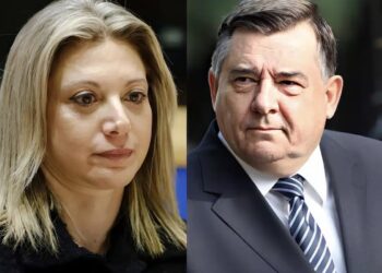 Χαμός: Η Καρυστιανού «έφαγε» τον Καρατζαφέρη