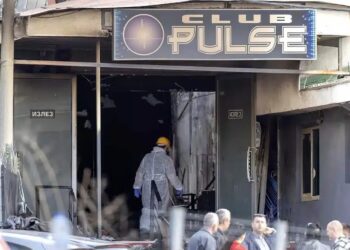 Μέσα στη ντισκοτέκ του θανάτου στα Σκόπια: Αμίαντος, φελιζόλ και η κλειδωμένη πόρτα που έκοψε το νήμα της ζωής σε 59 ανθρώπους