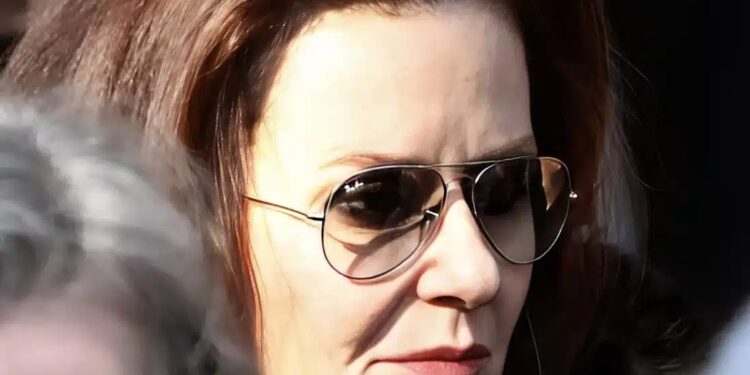 Alldaynews.gr «Παίρνω αντικαταθλιπτικά και ζω»: 5 διάσημες Ελληνίδες που έχουν κατάθλιψη, θα πάθετε πλάκα με τη μία