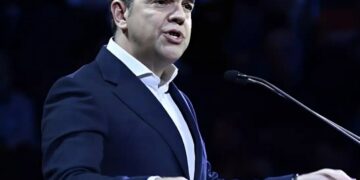 Alldaynews.gr Τσίπρας κατά Μητσοτάκη: «Με την παραμονή της κυβέρνησης διακυβεύεται η εθνική ακεραιότητα»