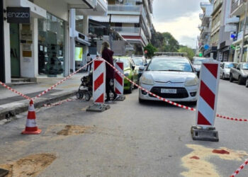 Νεκρός 20χρονος που έπεσε από μπαλκόνι 3ου ορόφου στα Χανιά – Τον εντόπισαν περαστικοί στον δρόμο