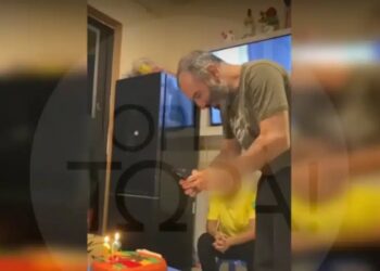 Μυστήρια αuτοκτονiα στα κρατητήρια Α.Τ.: Την επομένη, καθάρισαν και έβαψαν το κελί – «Έφαγε το ξύλο της χρονιάς»