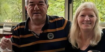 Alldaynews.gr Το ζευγάρι Ελλήνων από την Ελβετία ερχόταν κάθε χρόνο στην Ελλάδα για τις διακοπές – Μόλις είχαν φτάσει αεροπορικώς – Που βρήκαν αυτοκίνητο